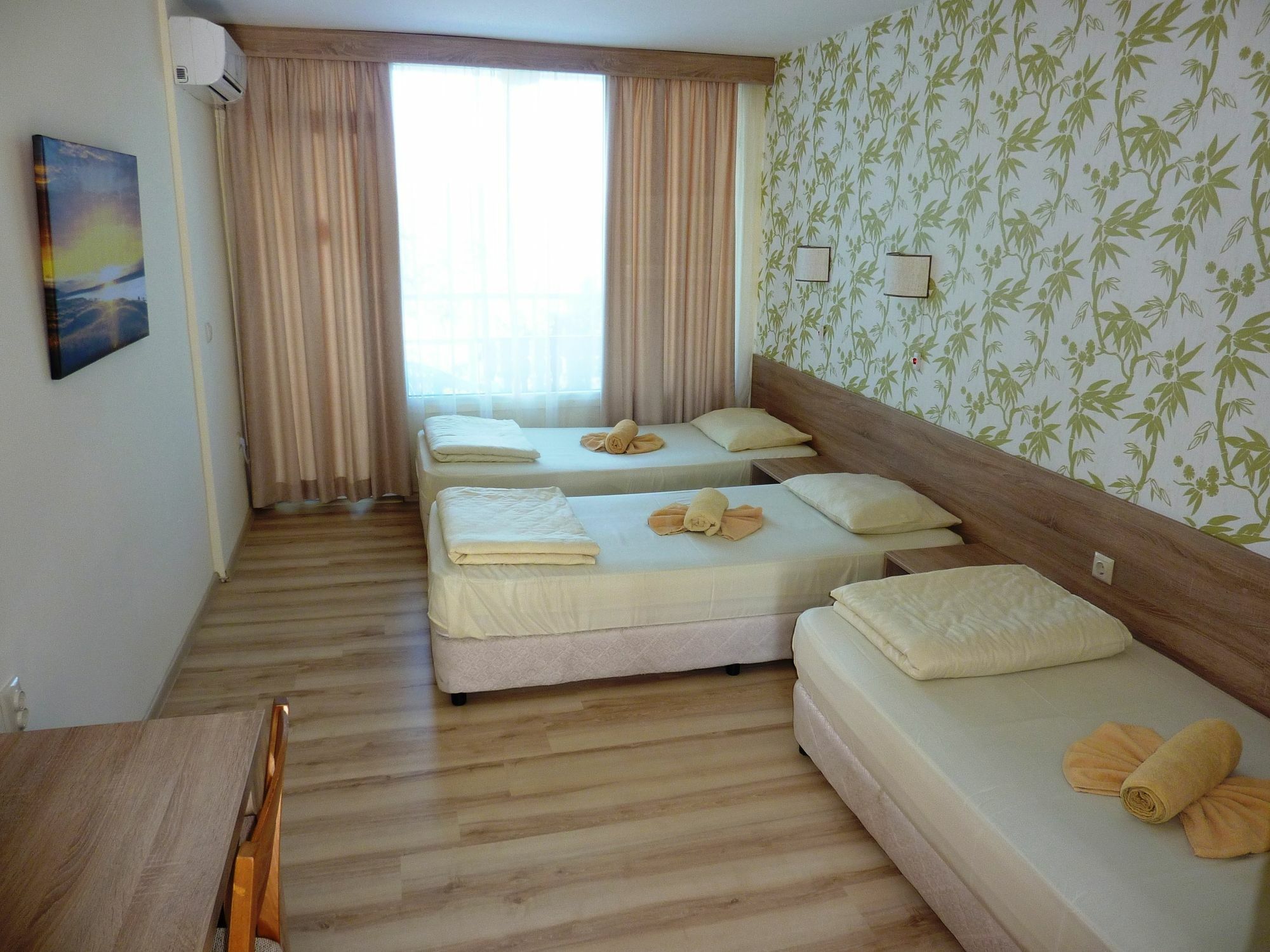 Hotel Zarya Golden Sands Exterior photo