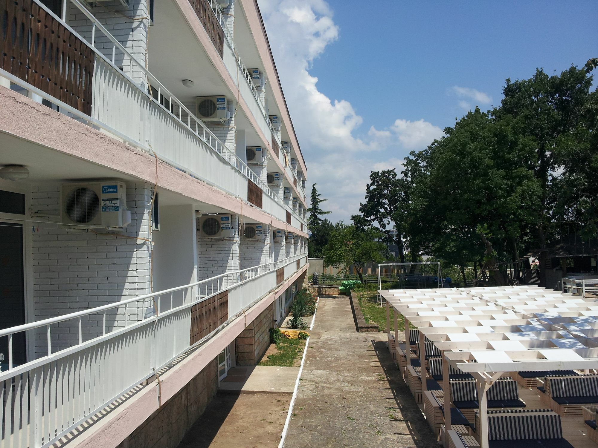 Hotel Zarya Golden Sands Exterior photo